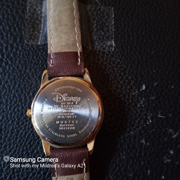 Watch - Picture 3 of 3